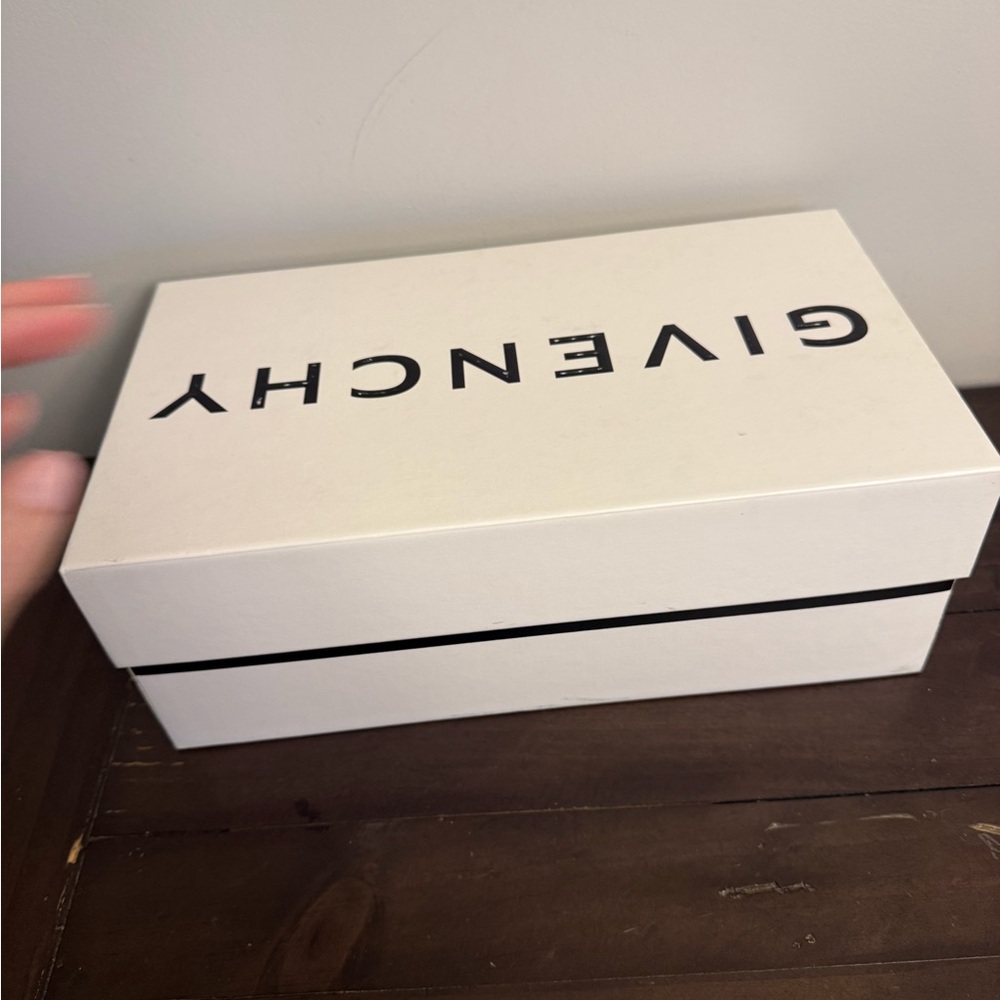 Givenchy Sneaker Box Only – Authentic Designer Sh… - image 4